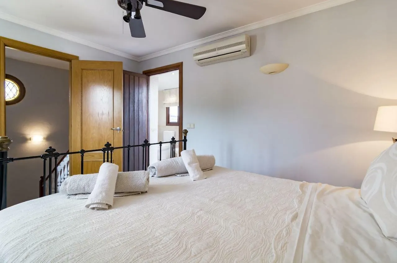 Villa Casakhan, Beautiful Luxury Villa, Marbella 0*,