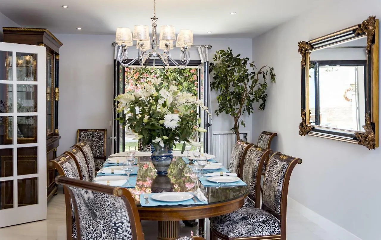 Villa Casakhan, Beautiful Luxury Villa, Marbella