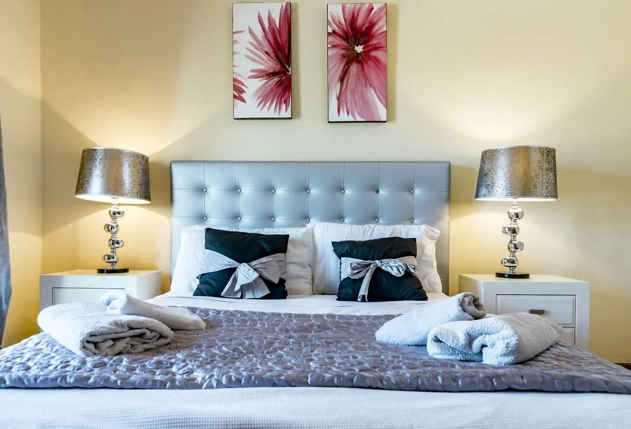 Villa Casakhan, Beautiful Luxury Villa, Marbella